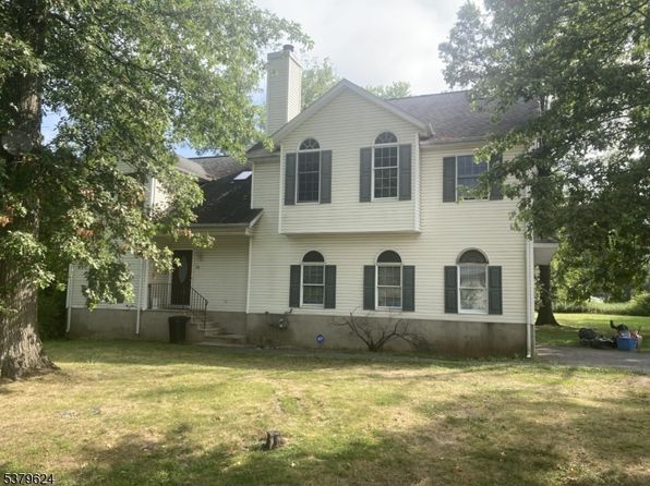 156 Dorsa Ave