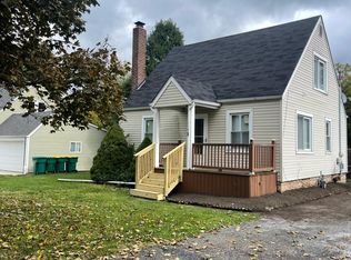 8215 Rutledge St, Merrillville, IN 46410