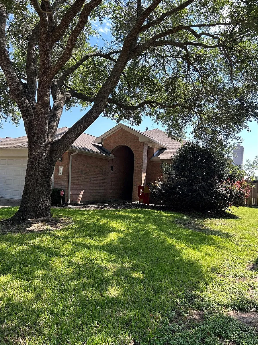 Building Photo - 14634 Emerald Cypress Ln