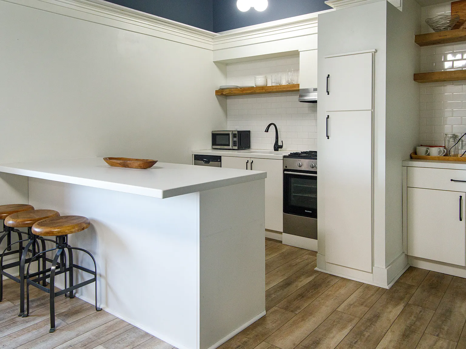 Studio, 475 sqft, $1,750 — Photo 2
