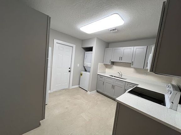 5th image of 3348 Cherokee Ave