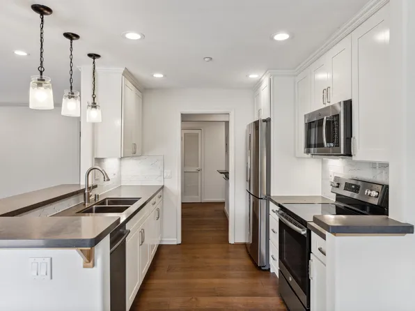 20 Willow Rd APT 6, Menlo Park, CA 94025