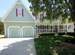 6625 Oak Ridge Dr, Shawnee, KS 66217