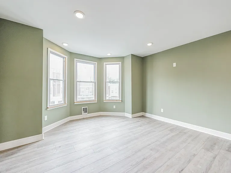2824 N 22nd St #2 — Photo 5