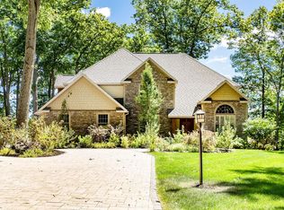 50 Riverview Rd, Clifton Park, NY 12065