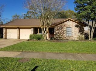 22438 Meadowgate Dr, Spring, TX 77373