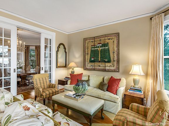 Living Rm w/French Doors