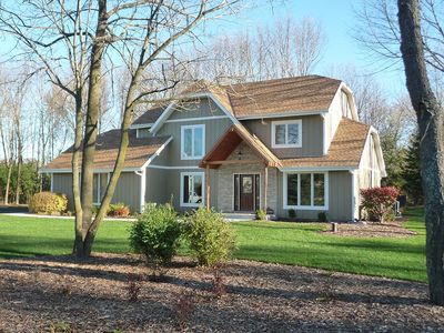 N67W31027 Club Cir E, Hartland, WI, 53029