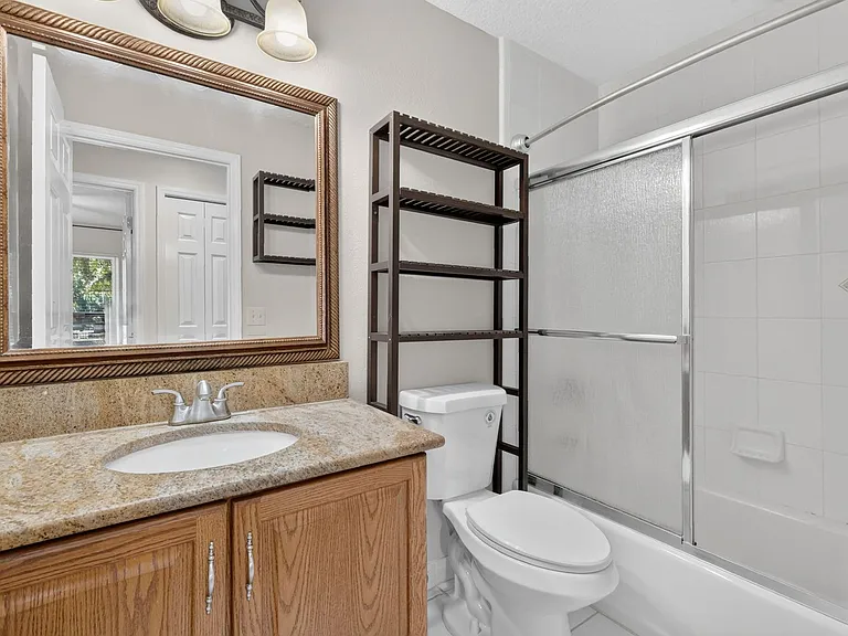 118 W Magnolia Ave — Photo 24