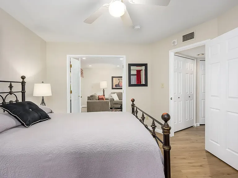 12212 N Paradise Village Pkwy S — Photo 46