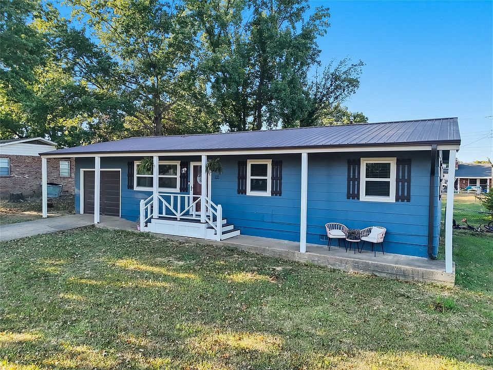 1st image of 321 Mockingbird Ln