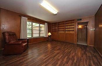 4th image of 1802 Corona Dr