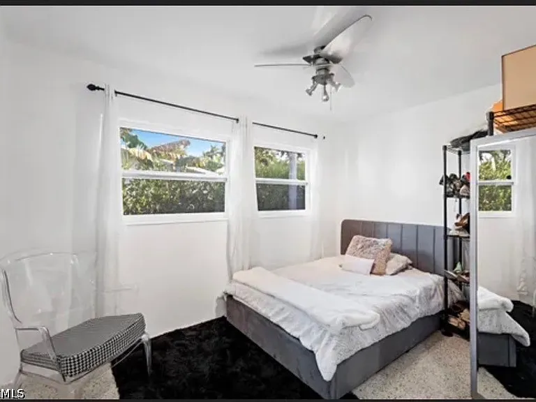 2710 McGregor Blvd — Photo 14