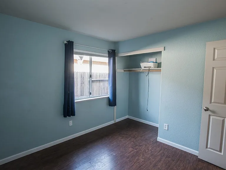 guest bedroom #1