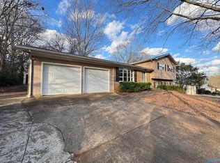 4125 Cloverdale Rd, Anniston, AL 36207