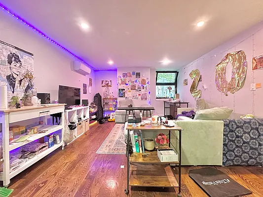 Rented by Doorway NYC, LLC | media 13