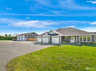 1053 NW Ridge Ln, Bellingham, WA 98226