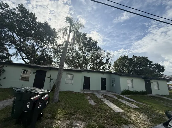 512 N 6th St, Fort Pierce, FL 34950
