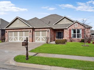 2027 E 133rd St S, Bixby, OK 74008