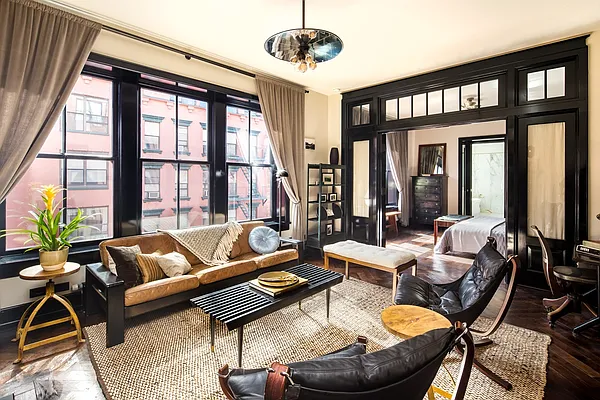 Sold by Nest Seekers International | media 2