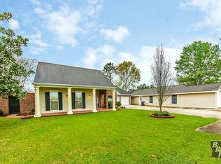 104 Aubin Ct, Houma, LA 70364