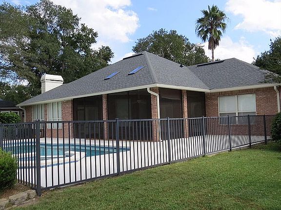 2nd image of 2129 Forest Hollow Way