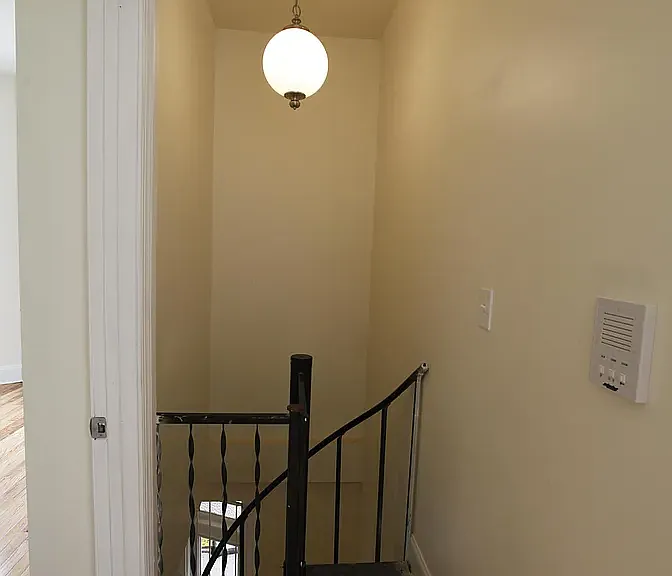 922 S 49th St #1 — Photo 19