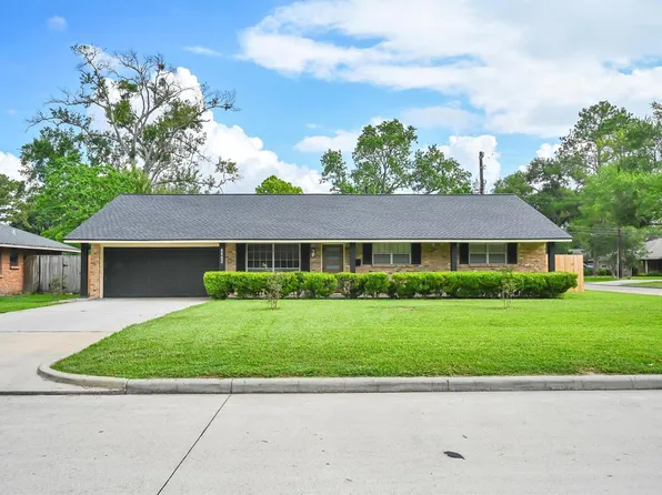 8902 Autauga St, Houston, TX 77080