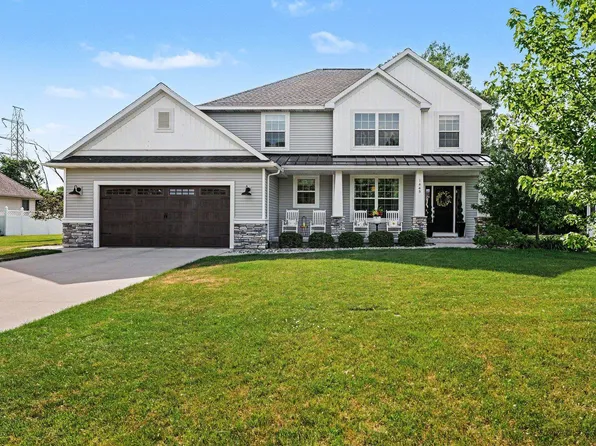 1445 Wallinda Dr, Essexville, MI 48732