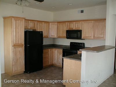 3rd image of 510 W University Dr Unit 113