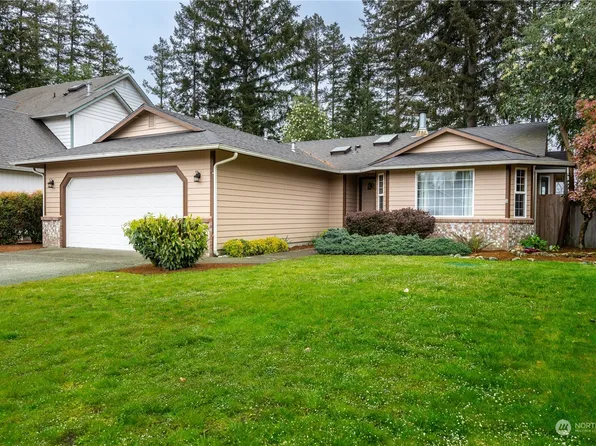 8711 Christa Drive NE, Lacey, WA 98516