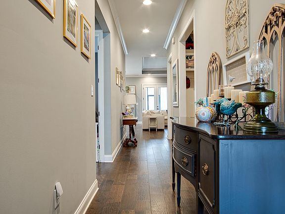 3rd image of 1830 Cherokee Ridge Dr