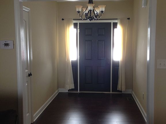 3rd image of 509 Blue Spruce Dr
