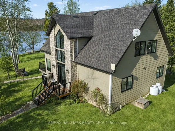 519 Parsons Ln W, Lanark Highlands, ON K0G 1K0