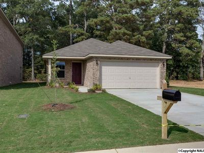 189 Sedgewick Dr, Owens Cross Roads, AL, 35763