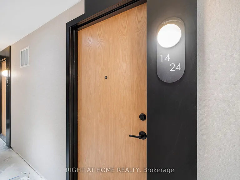 7950 Bathurst St #1424 — Photo 2