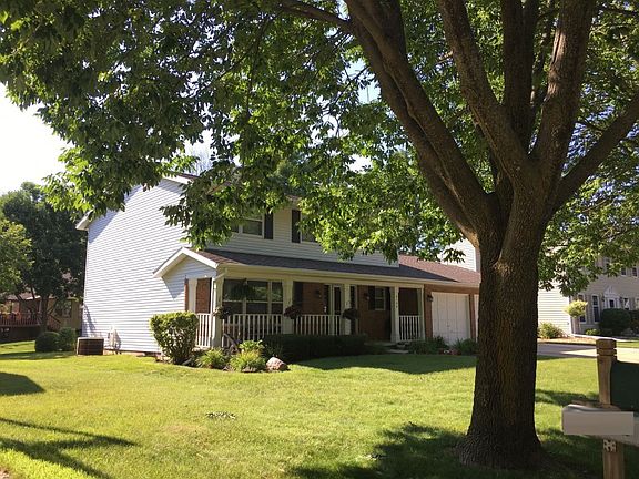 2nd image of 2140 Gloucester Dr