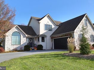 509 Owl Hill Rd, Lititz, PA 17543