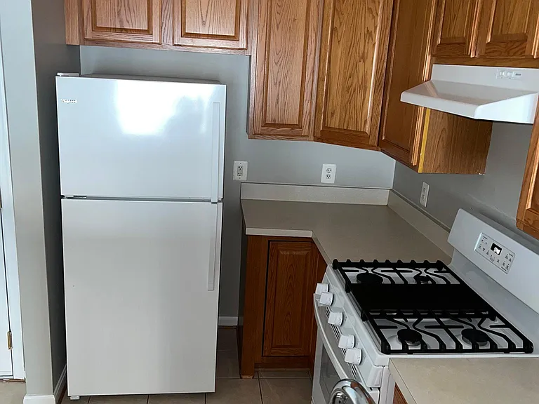 15618 Everglade Ln #304 — Photo 7