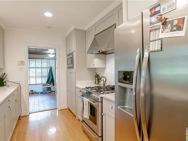 324 Dalewood Dr — Photo 4