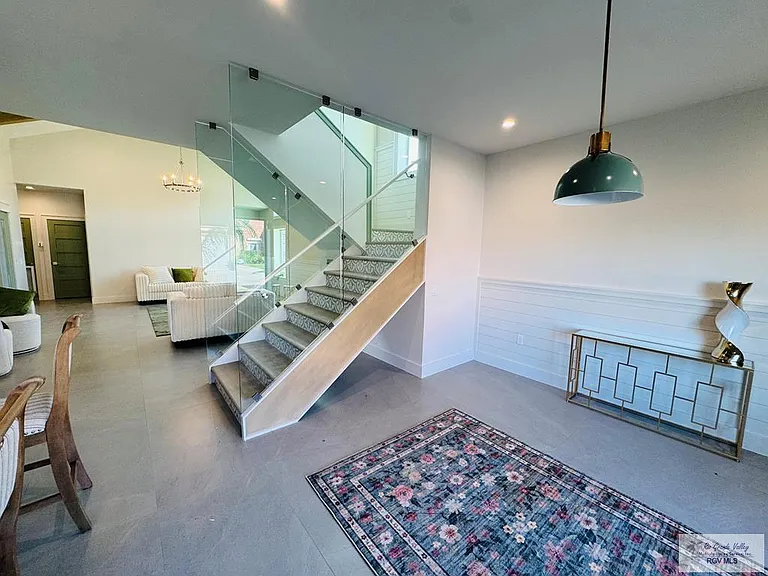 2200 Laredo Rd #10 — Photo 27