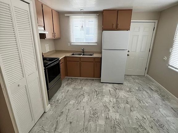 2nd image of 673-695 E Military St #679