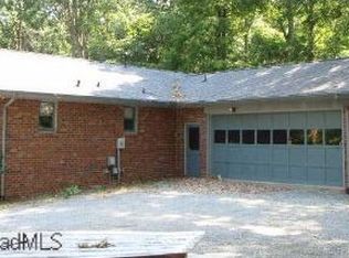 1932 Old Mountain Rd, Lexington, NC 27292