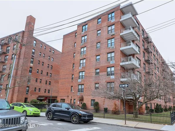 100 Colfax Ave APT 2H, Staten Island, NY 10306