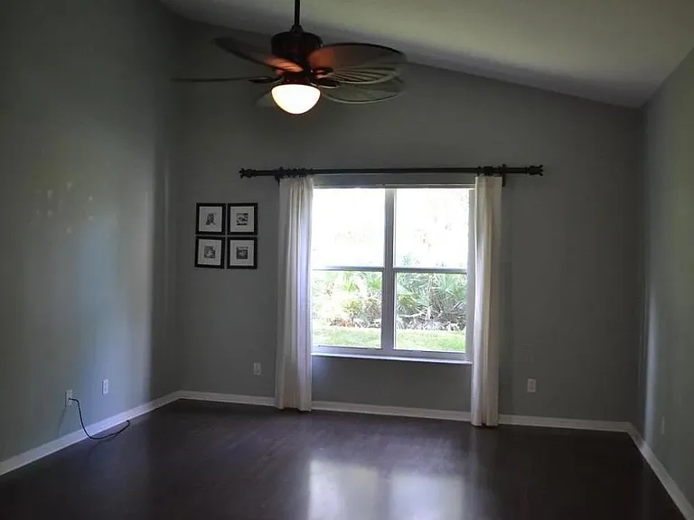 7916 SE Sugar Pines Way — Photo 10