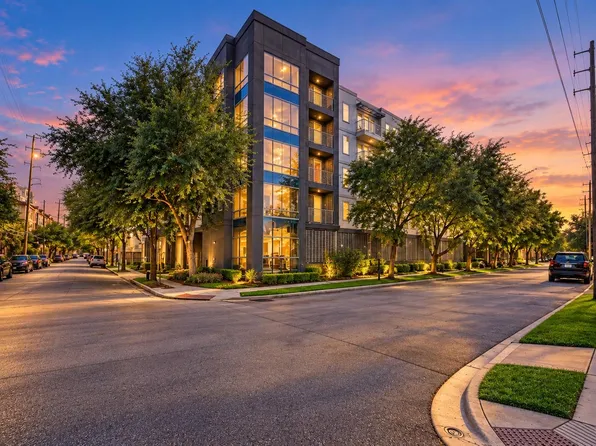 505 Jackson Hill St, Houston, TX