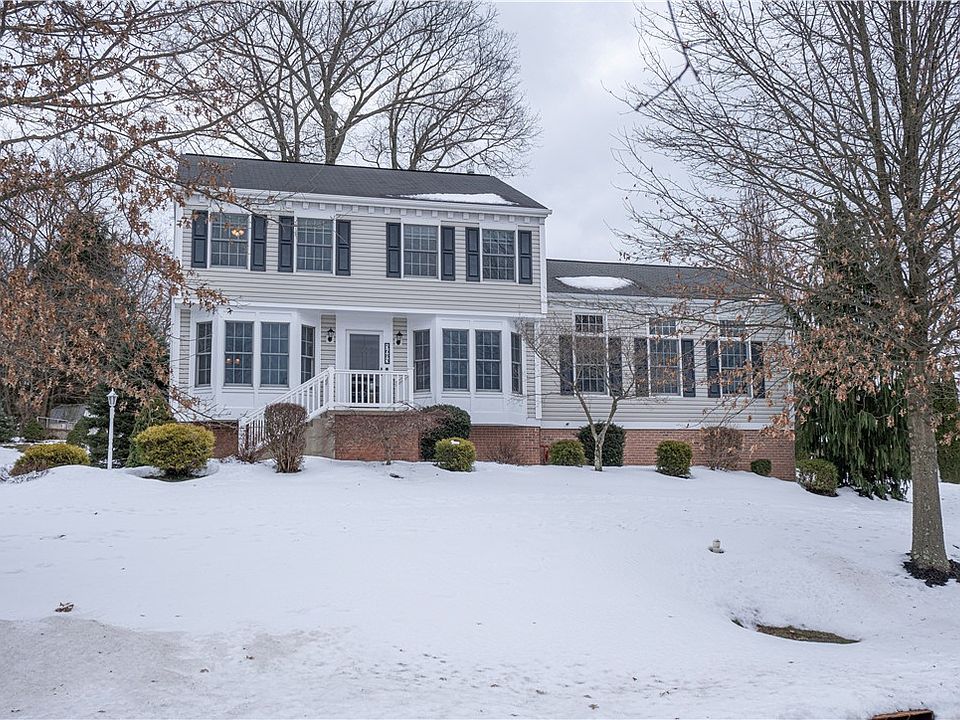 1st image of 5683 Villahaven Dr