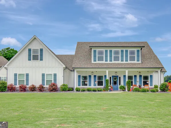 17 Sawtooth Oak Dr, Moreland, GA 30259