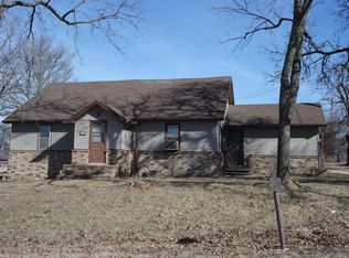 1964 Morris Rd, Mountain Grove, MO 65711