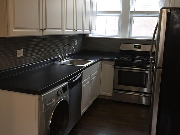 5th image of 3815.5 N Greenview Ave #1W-15